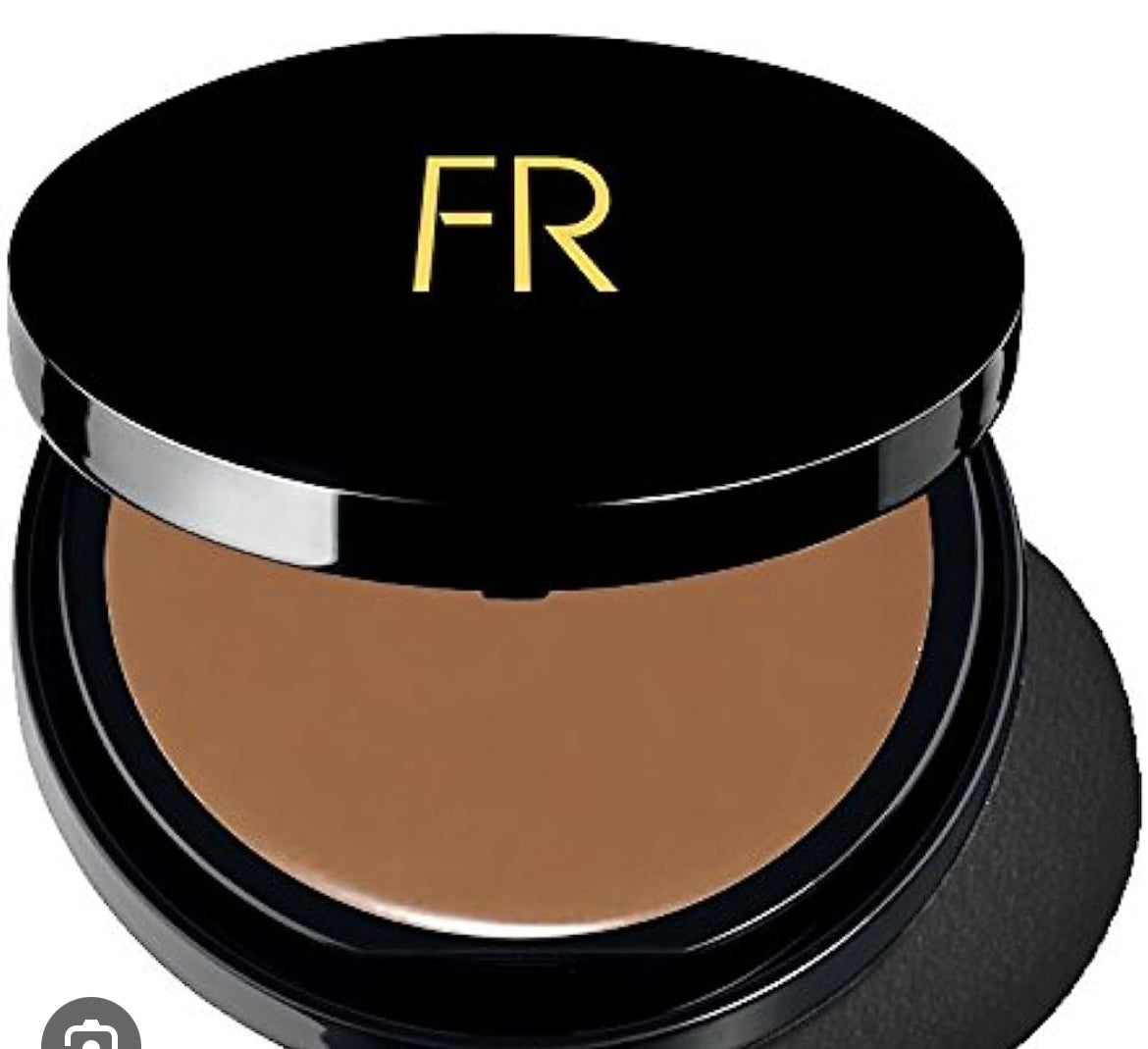 Best Creme to Powder Foundation For Women of Color or Deeper Skin Tones - Shade - CHESTNUT