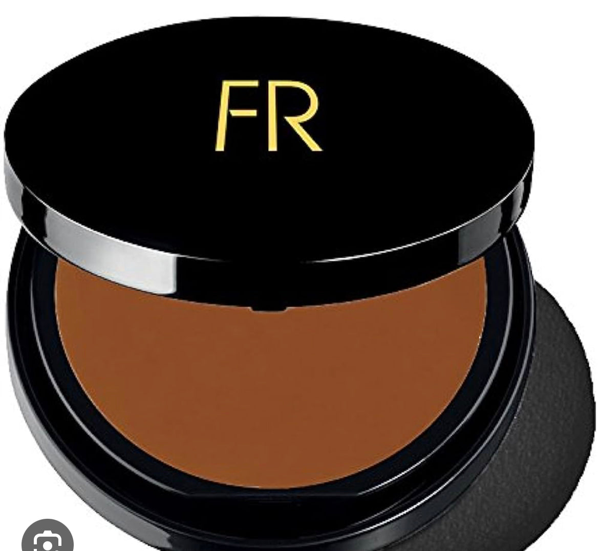 Best Creme to Powder Foundation For Women of Color or Deeper Skin Tones